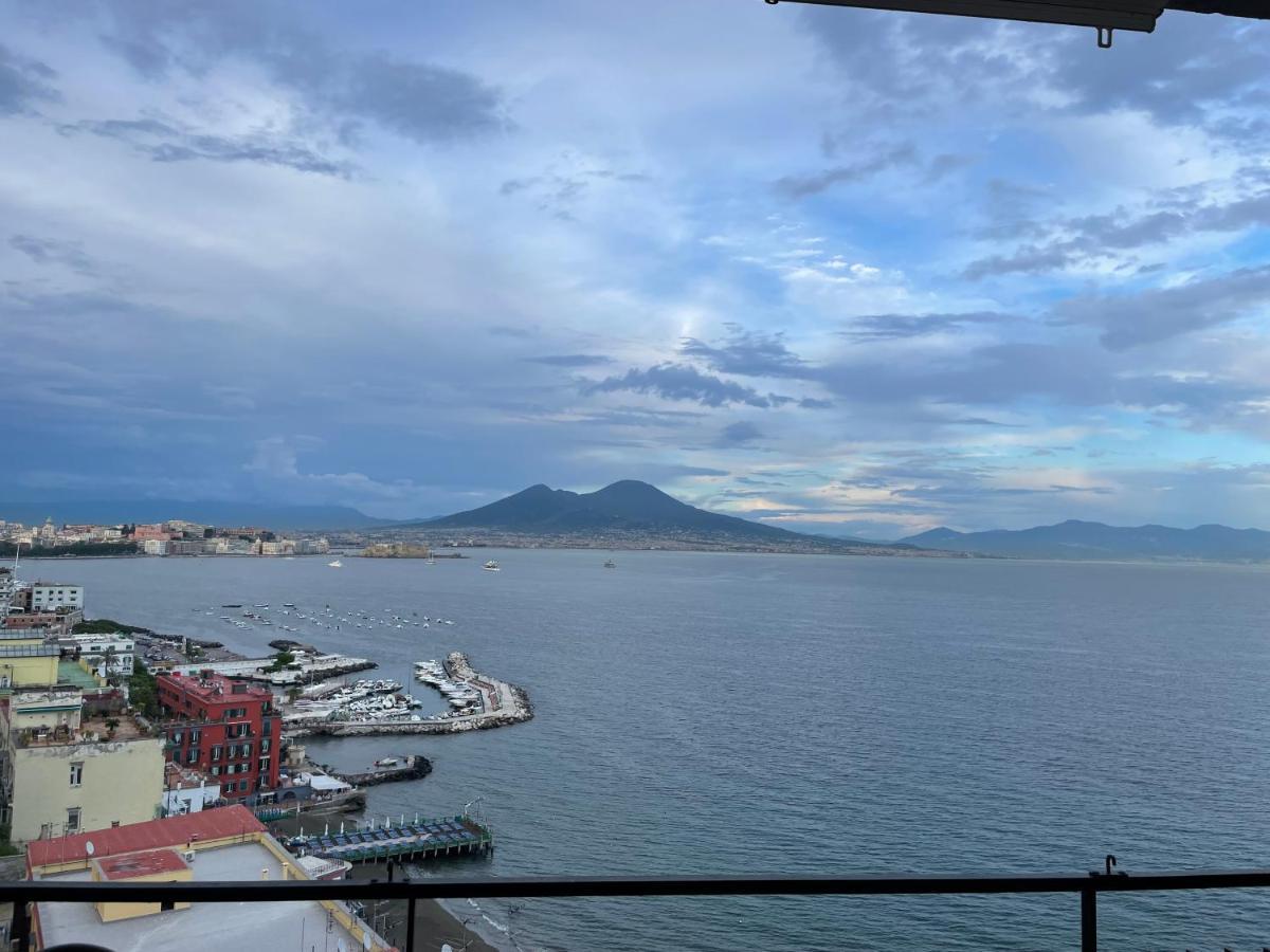 Апартаменты Panoramico A Posillipo Неаполь Экстерьер фото